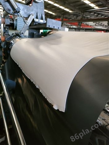 TPE车用脚垫生产线_汽车坐垫片材挤出机